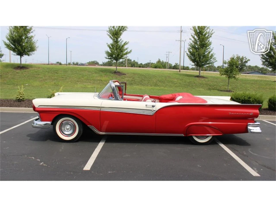 1957 Ford Fairlane 2nd Gen - Image 25 of 31