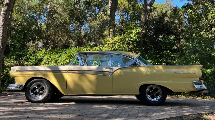 1957 Ford Fairlane 2nd Gen - Image 14 of 16