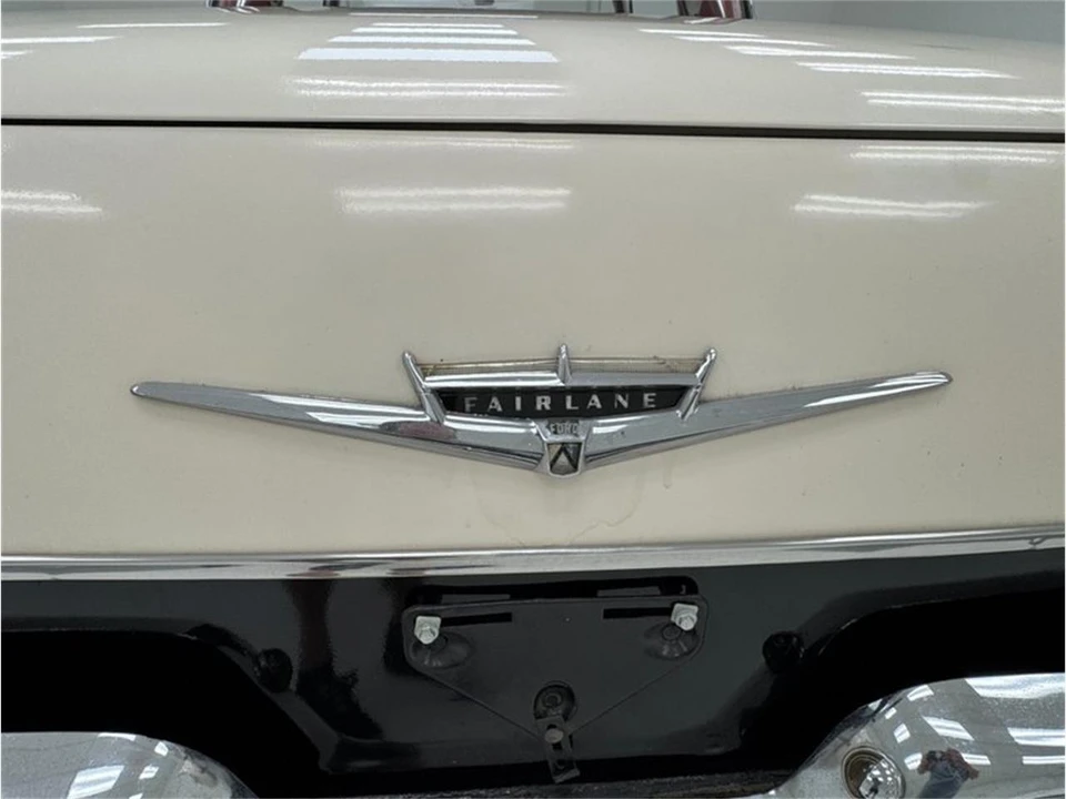 1957 Ford Fairlane 2nd Gen - Image 26 of 31