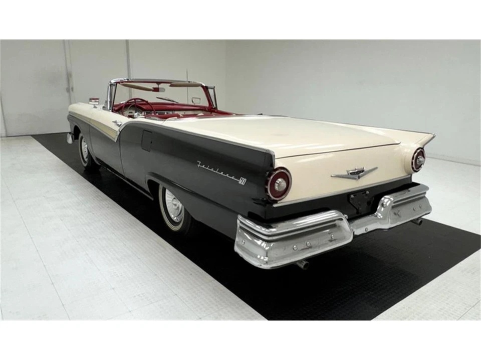 1957 Ford Fairlane 2nd Gen - Image 7 of 31