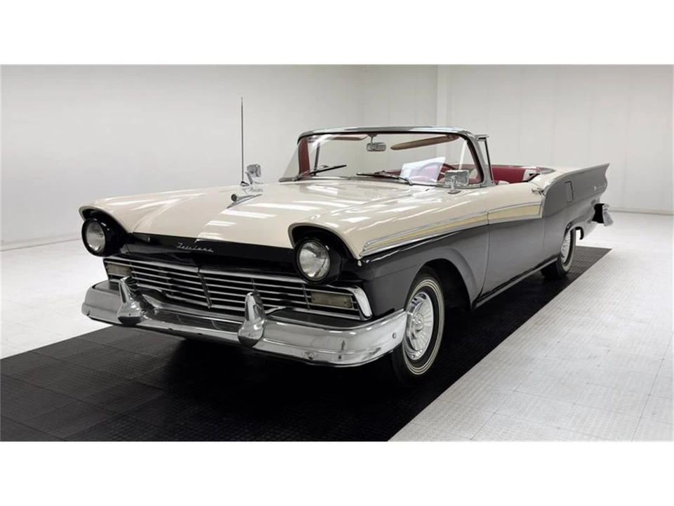 1957 Ford Fairlane 2nd Gen - Image 3 of 31