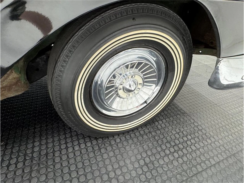 1957 Ford Fairlane 2nd Gen - Image 28 of 31