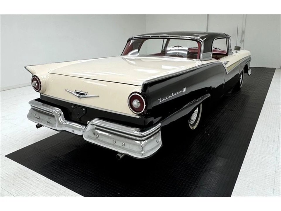 1957 Ford Fairlane 2nd Gen - Image 9 of 31