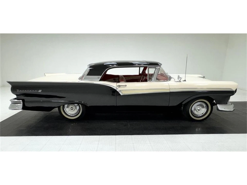 1957 Ford Fairlane 2nd Gen - Image 10 of 31