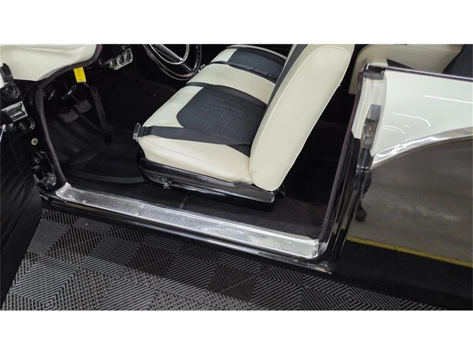 1957 Ford Fairlane 2nd Gen - Image 21 of 31