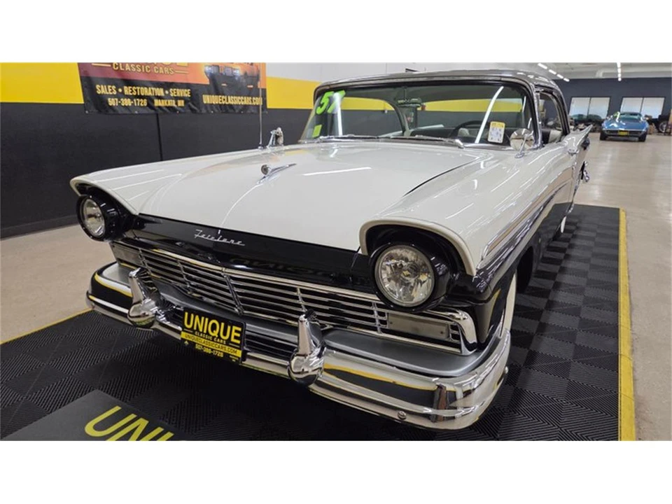 1957 Ford Fairlane 2nd Gen - Image 11 of 31