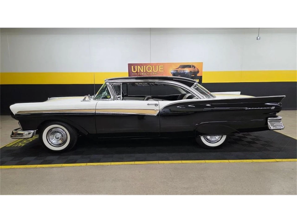 1957 Ford Fairlane 2nd Gen - Image 7 of 31