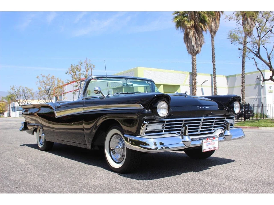 1957 Ford Fairlane 2nd Gen - Image 23 of 31