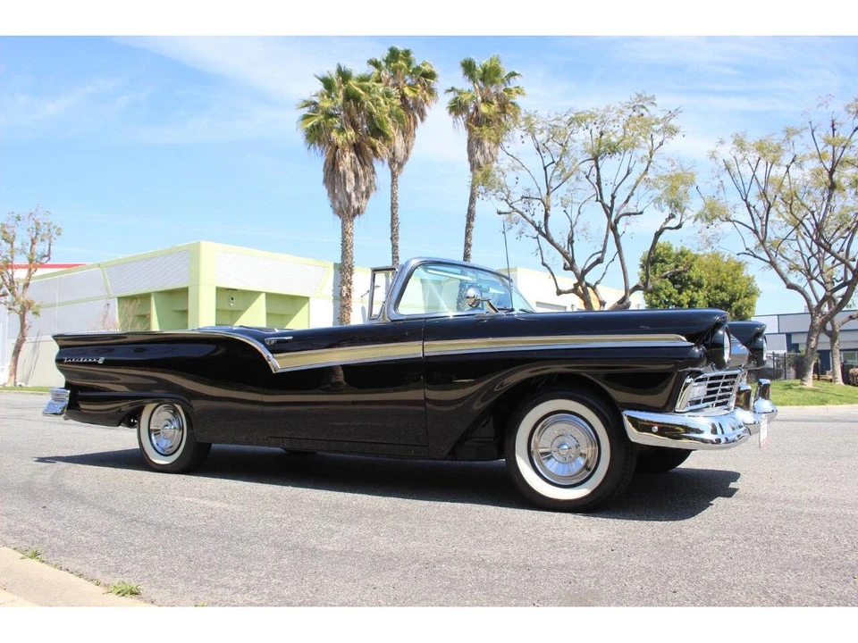 1957 Ford Fairlane 2nd Gen - Image 21 of 31