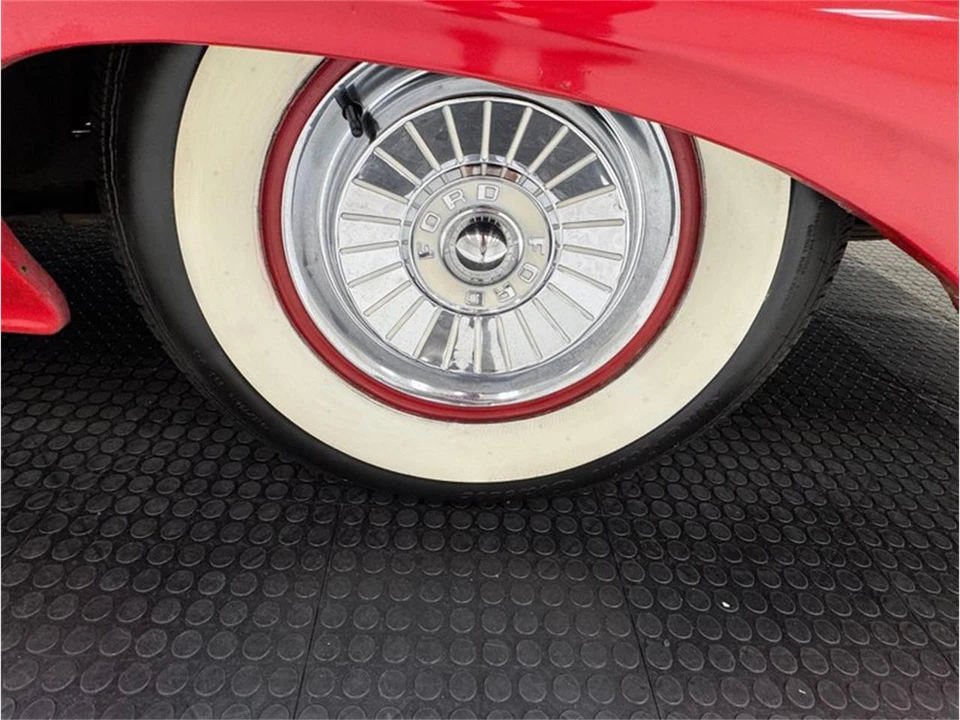 1957 Ford Fairlane 2nd Gen - Image 25 of 31