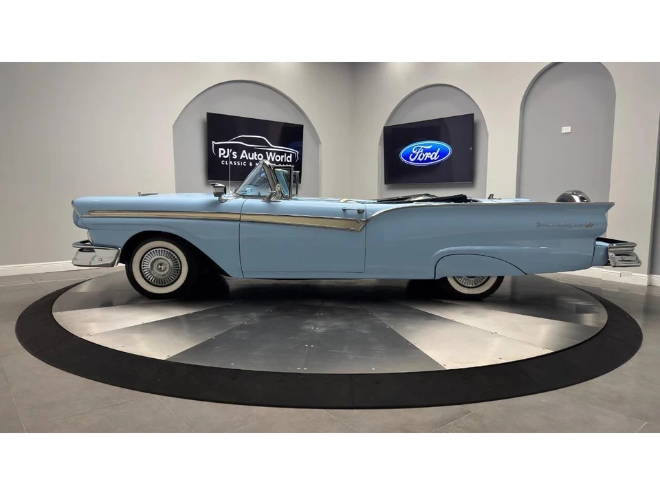 1957 Ford Fairlane 2nd Gen - Image 2 of 31