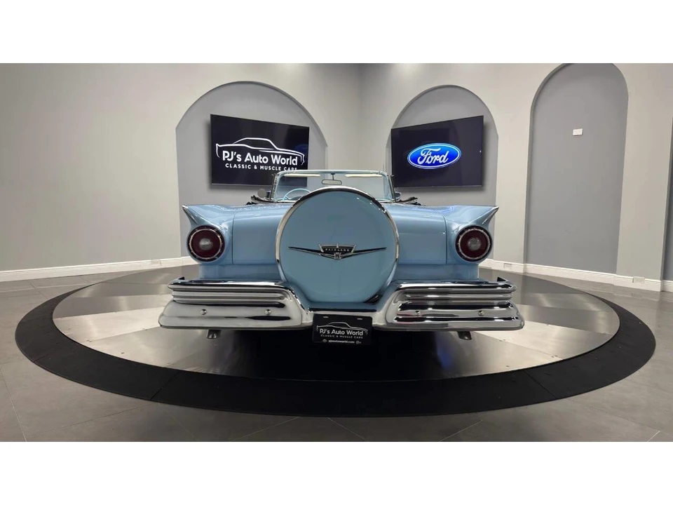 1957 Ford Fairlane 2nd Gen - Image 22 of 31