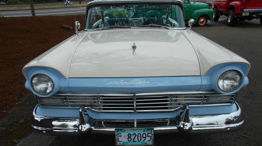 1957 Ford Fairlane 2nd Gen - Image 9 of 10