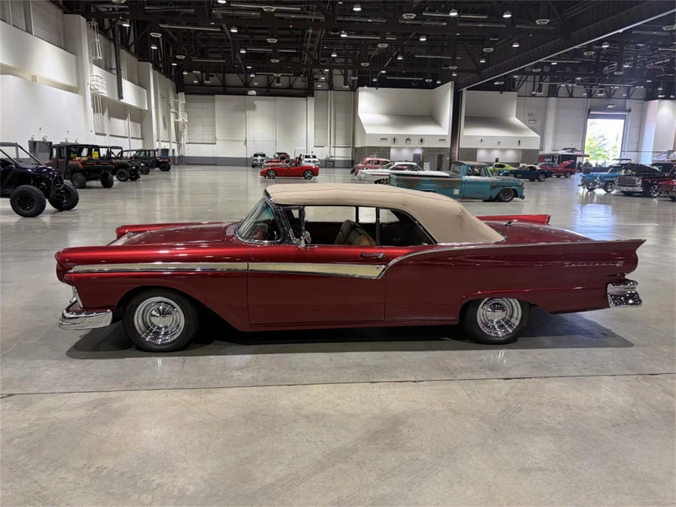 1957 Ford Fairlane 2nd Gen - Image 4 of 15