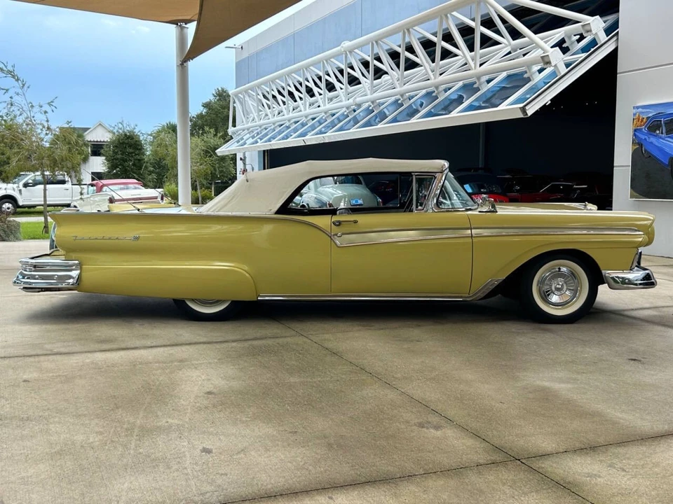 1957 Ford Fairlane 2nd Gen - Image 10 of 21