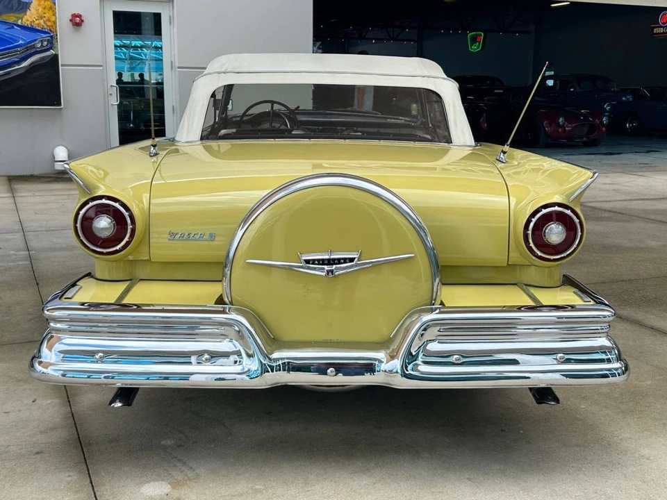 1957 Ford Fairlane 3rd Gen - Image 11 of 21