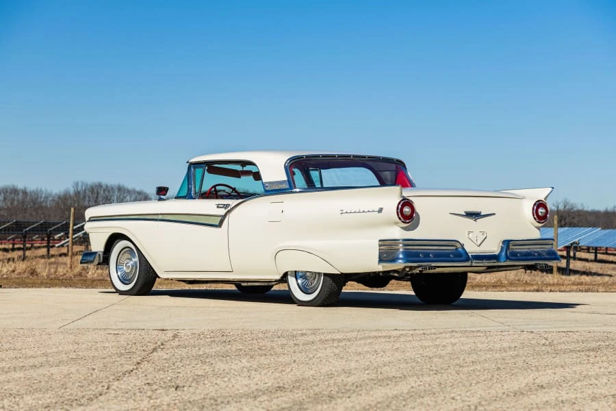 1957 Ford Fairlane 2nd Gen - Image 26 of 31