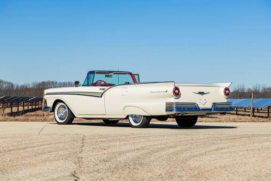 1957 Ford Fairlane 2nd Gen - Image 13 of 31