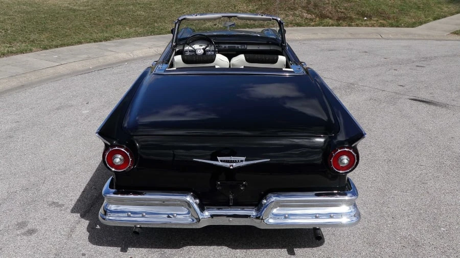1957 Ford Fairlane 2nd Gen - Image 15 of 20