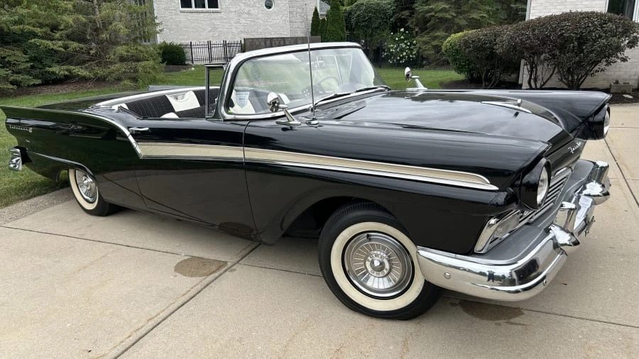 1957 Ford Fairlane 2nd Gen - Image 27 of 31