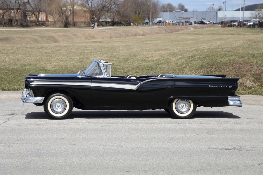 1957 Ford Fairlane 2nd Gen - Image 18 of 31