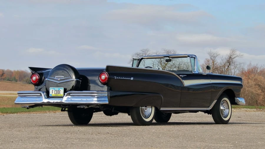 1957 Ford Fairlane 2nd Gen - Image 3 of 31