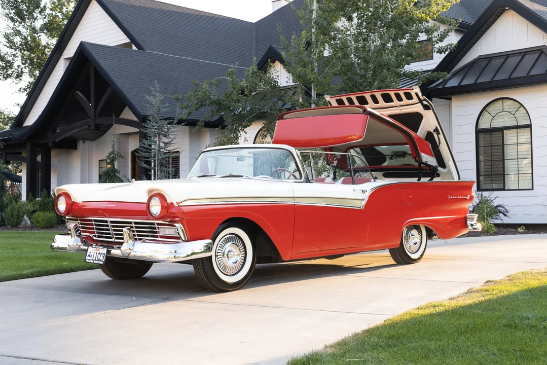 1957 Ford Fairlane 2nd Gen - Image 10 of 31