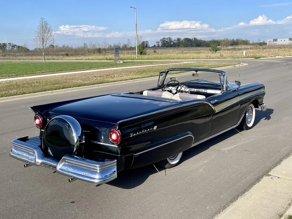 1957 Ford Fairlane 2nd Gen - Image 26 of 31