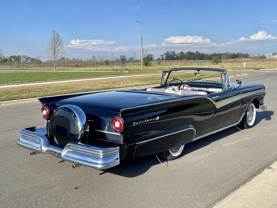 1957 Ford Fairlane 2nd Gen - Image 24 of 31