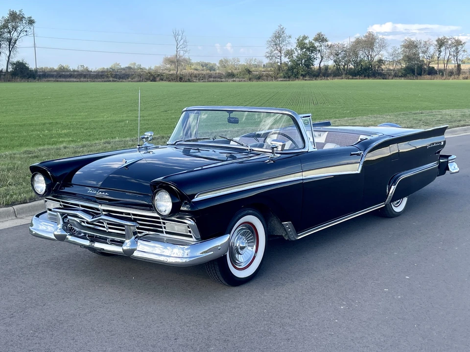 1957 Ford Fairlane 2nd Gen - Image 12 of 31