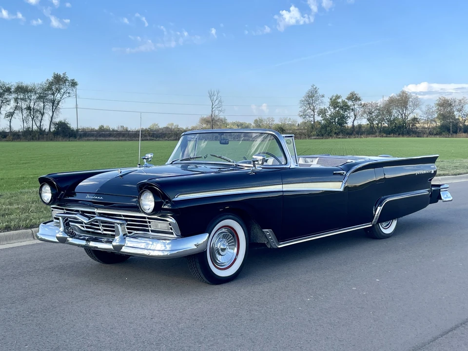 1957 Ford Fairlane 2nd Gen - Image 7 of 31