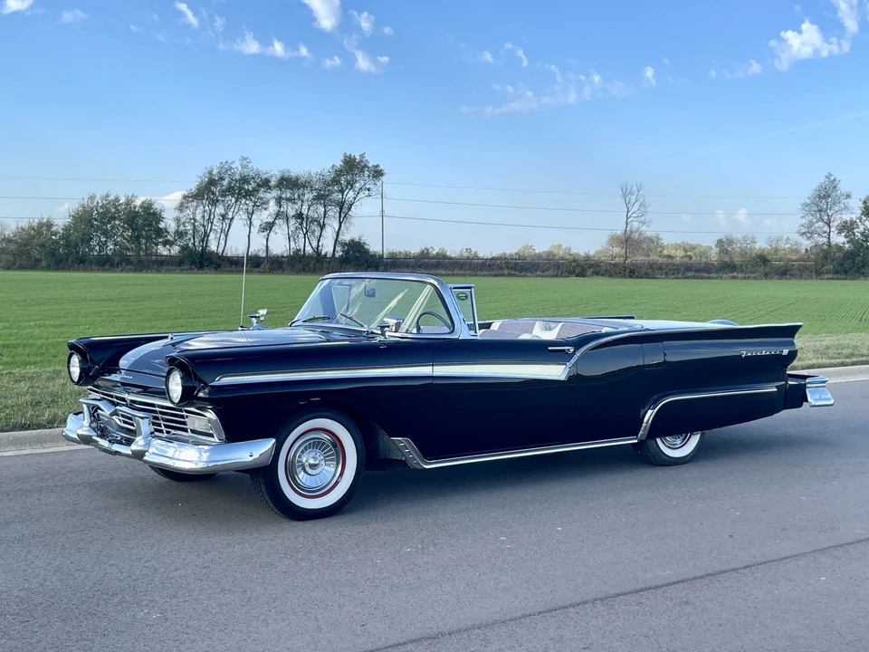 1957 Ford Fairlane 2nd Gen - Image 3 of 31