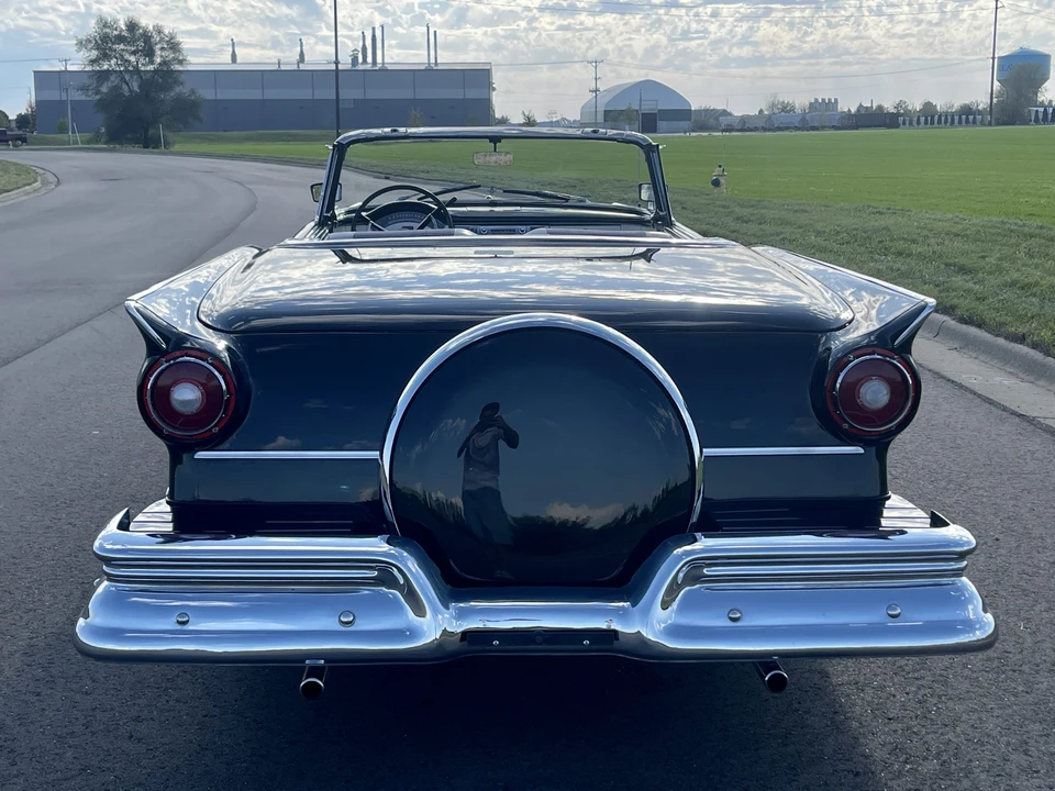 1957 Ford Fairlane 2nd Gen - Image 31 of 31