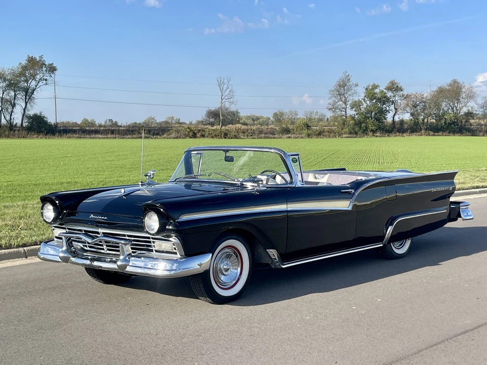 1957 Ford Fairlane 2nd Gen - Image 9 of 31