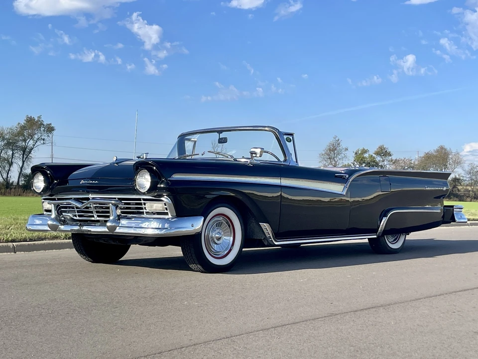 1957 Ford Fairlane 2nd Gen - Image 8 of 31