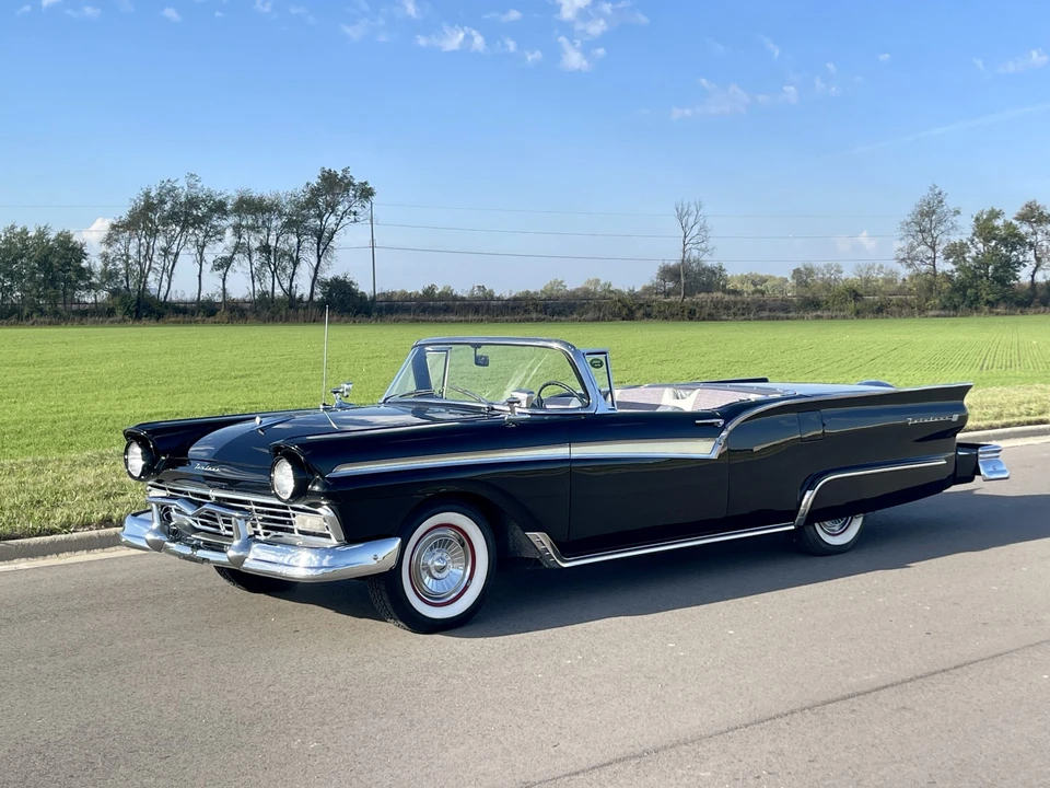 1957 Ford Fairlane 2nd Gen - Image 4 of 31