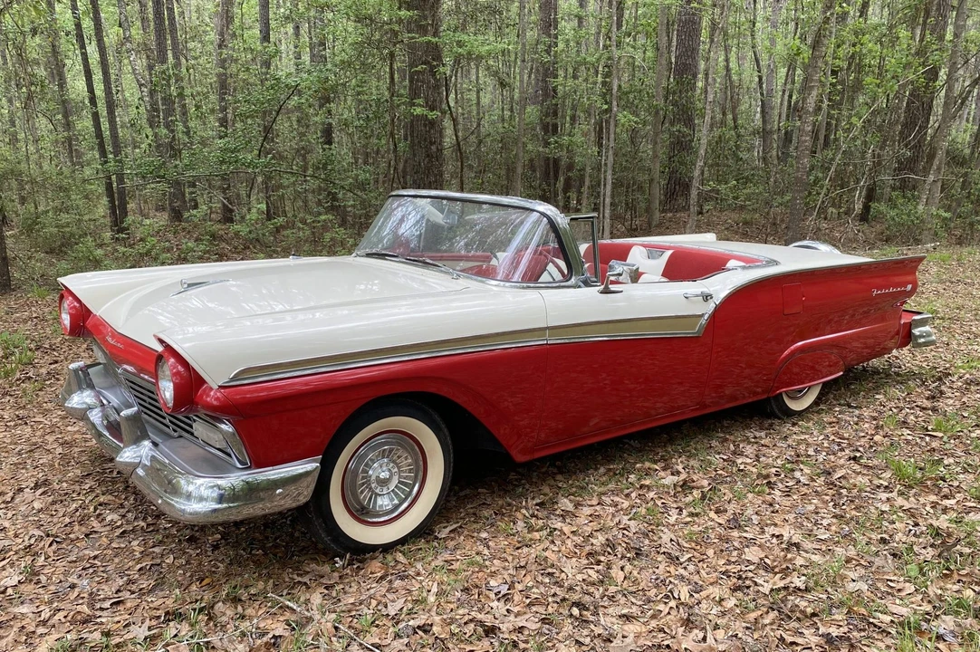 1957 Ford Fairlane 2nd Gen - Image 23 of 31