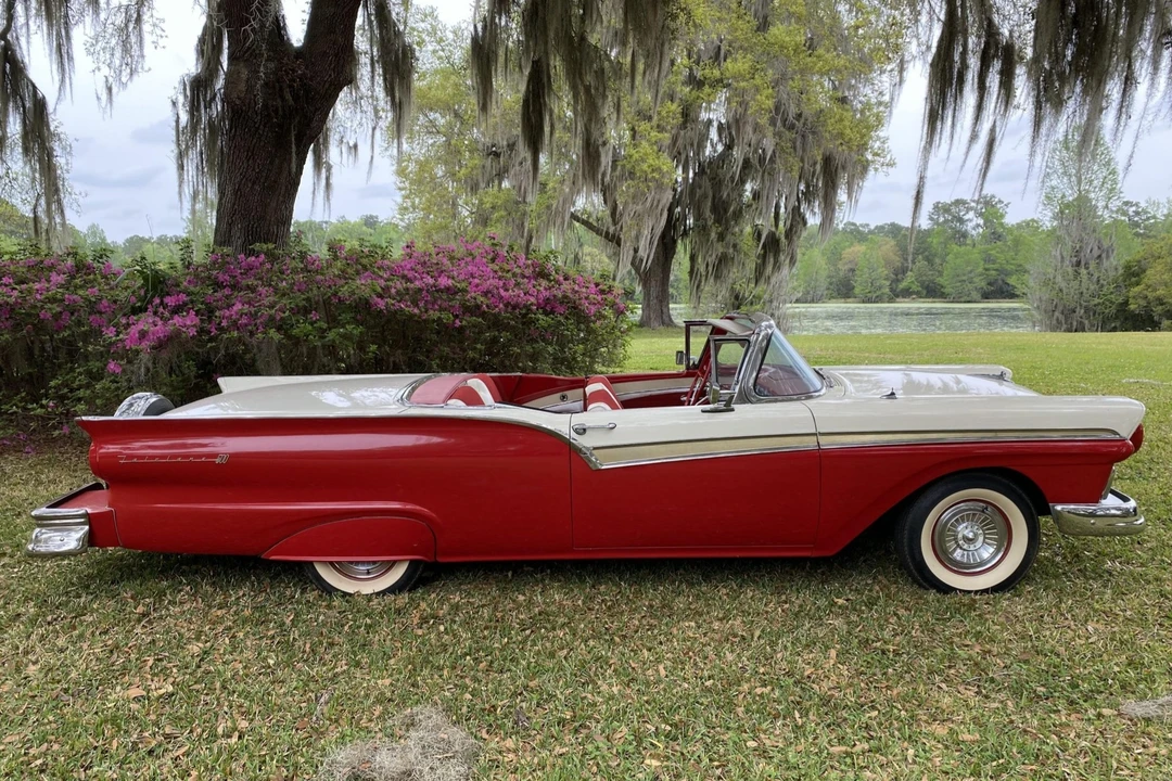1957 Ford Fairlane 2nd Gen - Image 10 of 31