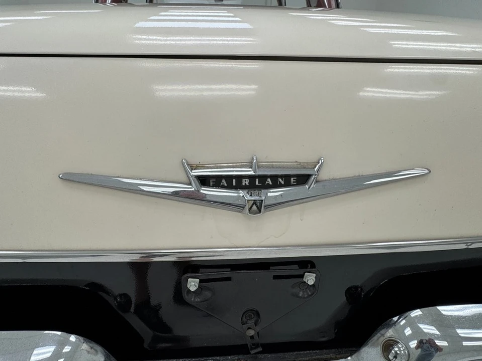 1957 Ford Fairlane 2nd Gen - Image 26 of 31