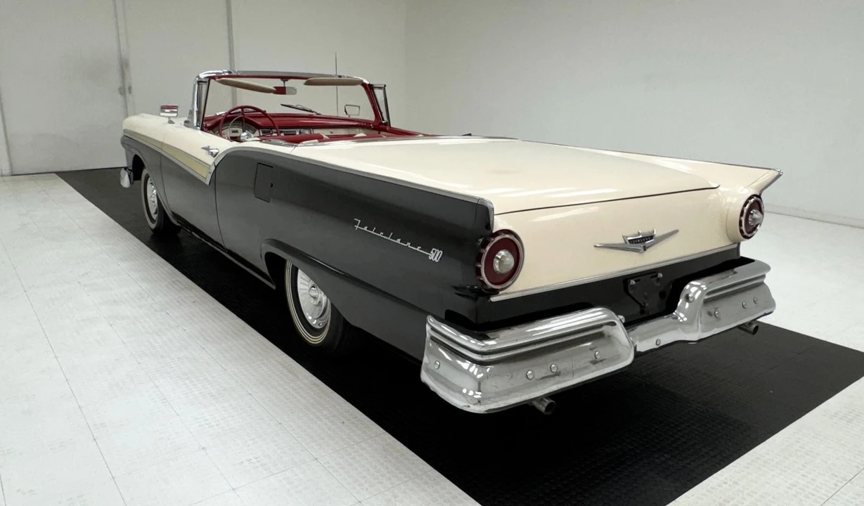 1957 Ford Fairlane 2nd Gen - Image 7 of 31