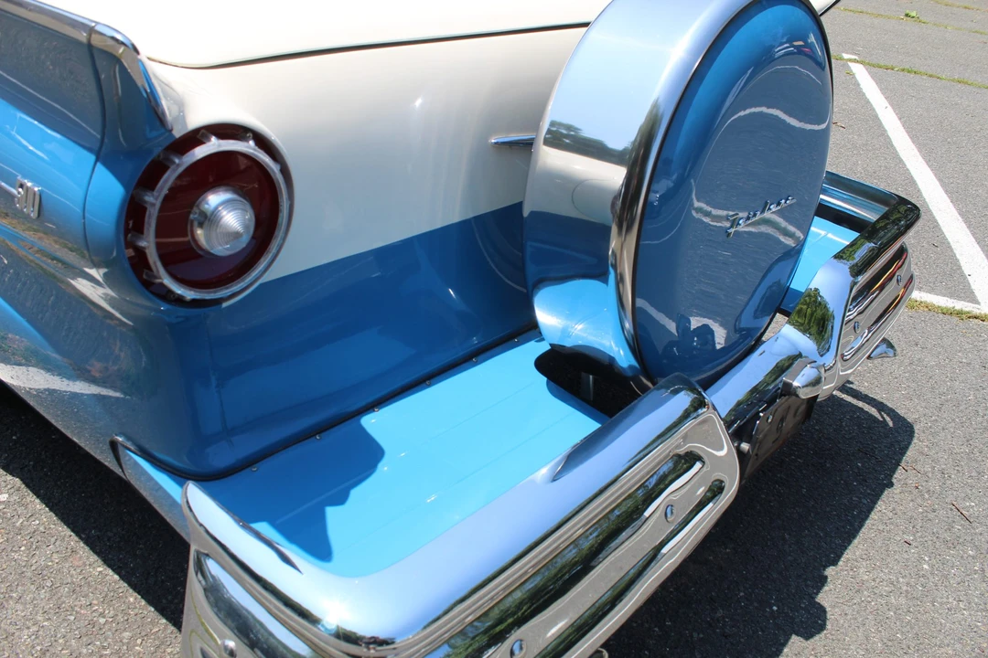 1957 Ford Fairlane 2nd Gen - Image 25 of 31