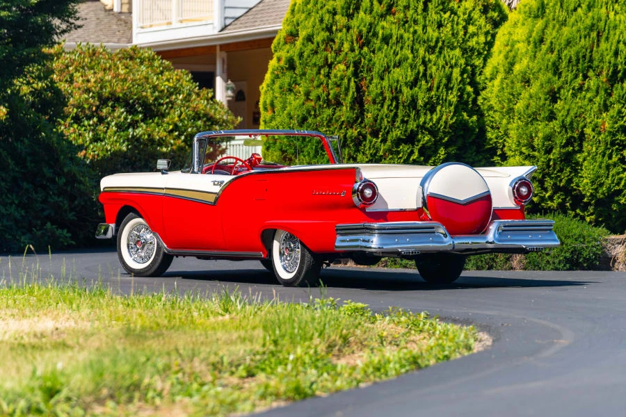 1957 Ford Fairlane 2nd Gen - Image 22 of 31