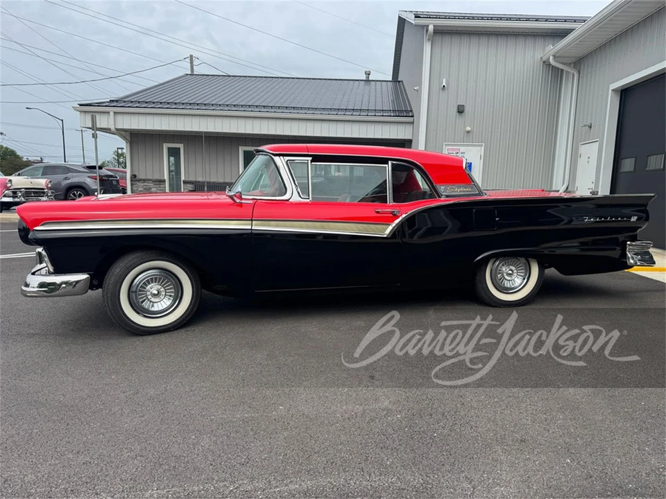 1957 Ford Fairlane 2nd Gen - Image 2 of 5