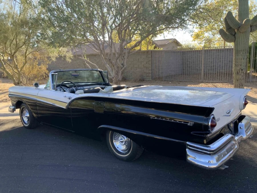 1957 Ford Fairlane 2nd Gen - Image 7 of 8