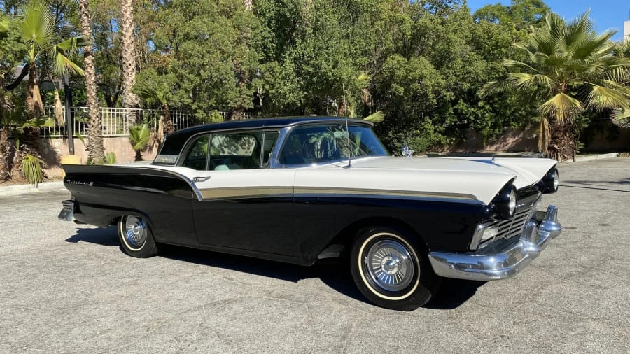 1957 Ford Fairlane 2nd Gen - Image 13 of 26