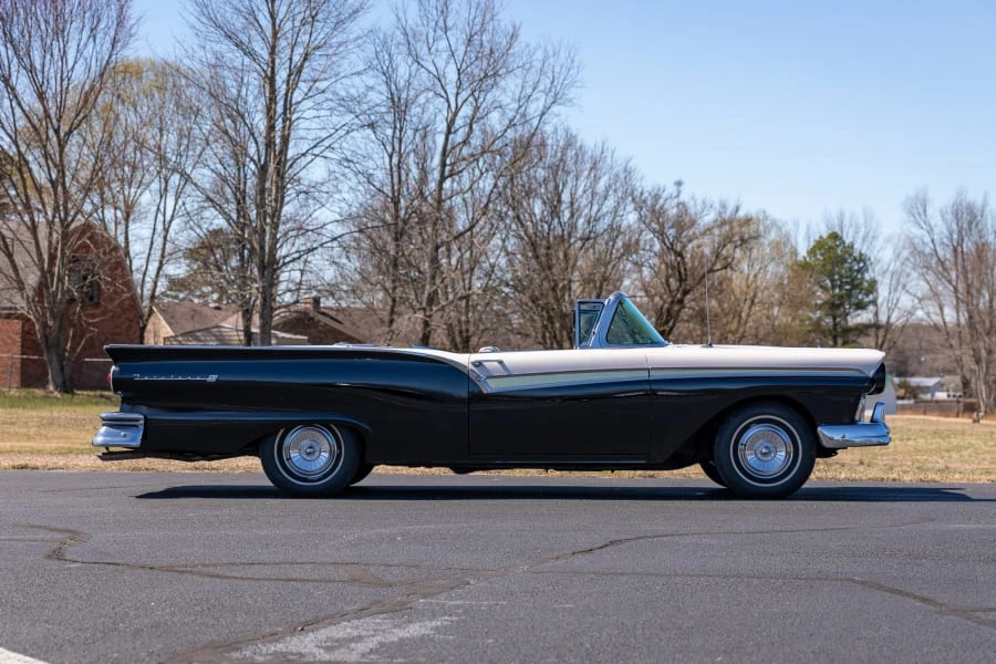 1957 Ford Fairlane 2nd Gen - Image 2 of 31