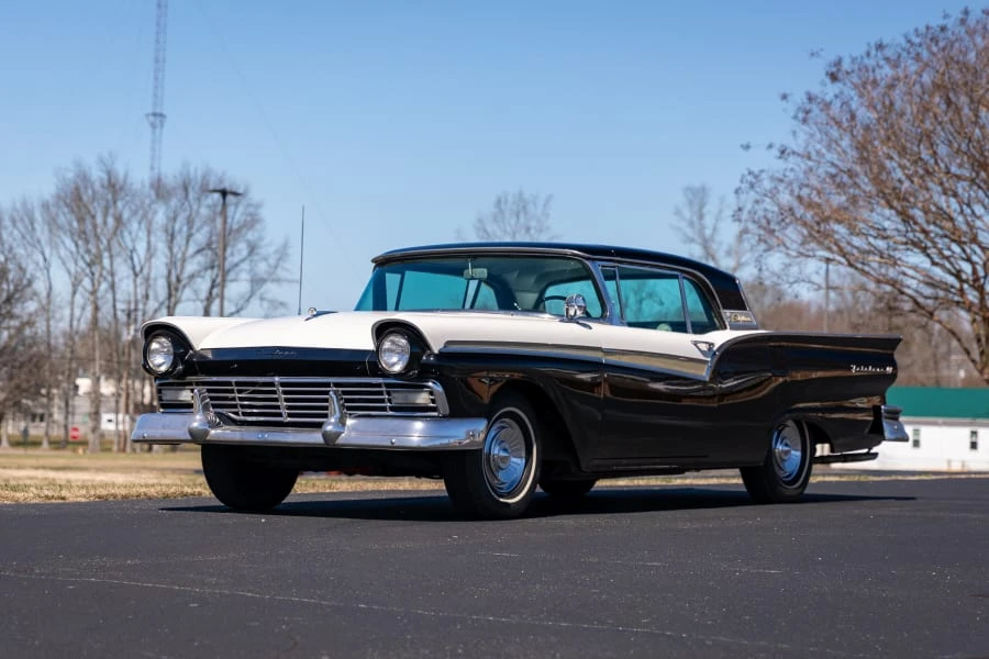 1957 Ford Fairlane 2nd Gen - Image 13 of 31