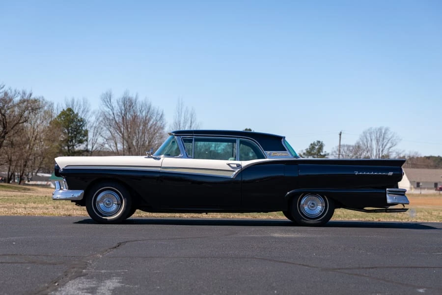 1957 Ford Fairlane 2nd Gen - Image 18 of 31