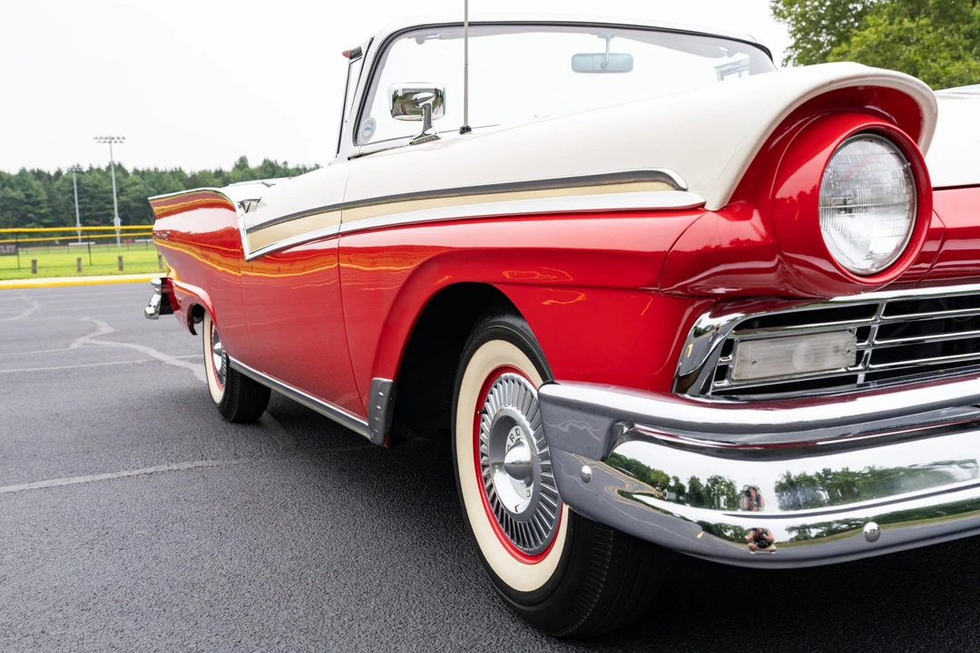 1957 Ford Fairlane 2nd Gen - Image 21 of 31