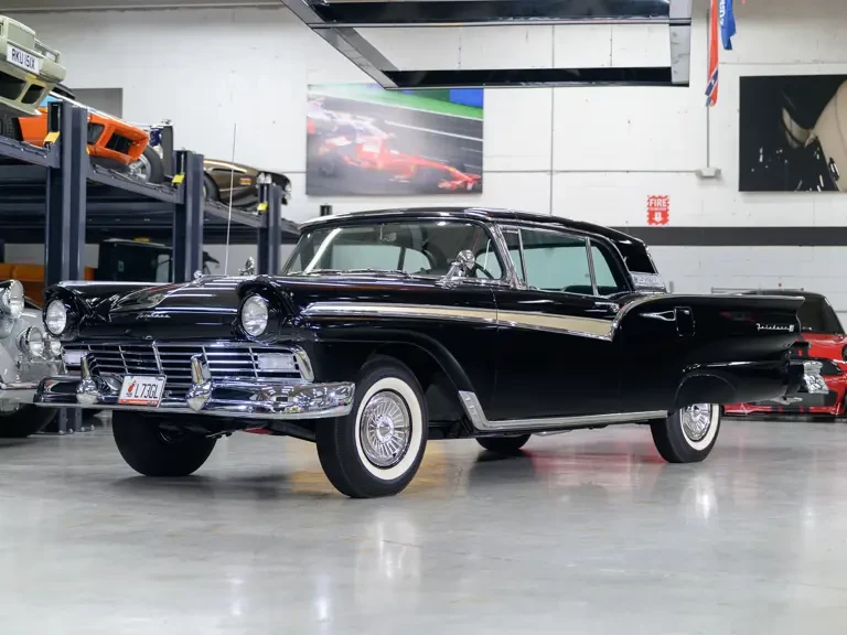 1957 Ford Fairlane 2nd Gen - Image 2 of 31